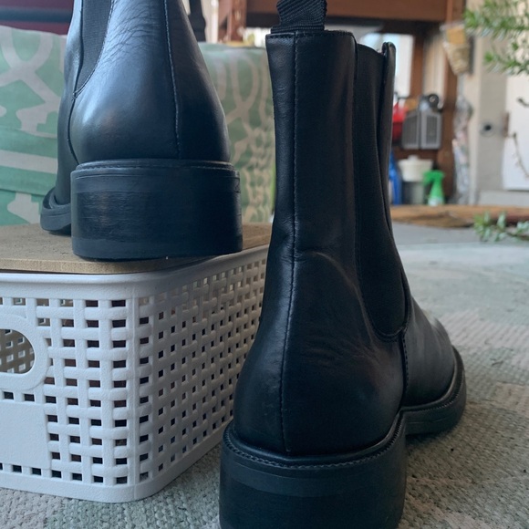 J. Crew Leather Chelsea pull-on boots - Picture 6 of 10